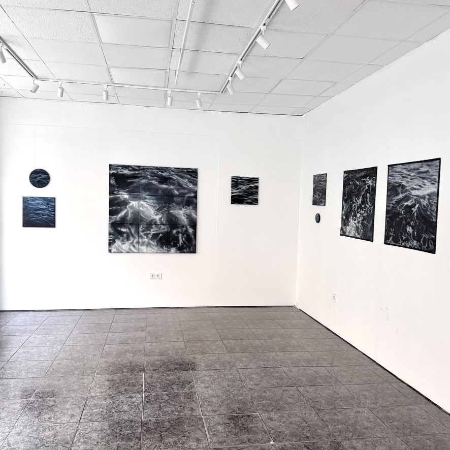 Installation view, El Mar Hirviendo, The Local AIR, Valencia, 2026